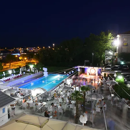 Promenade Universale Hotell Cesenatico