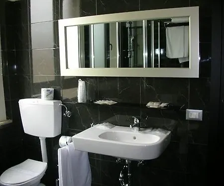 Hotel Promenade Universale 3*
