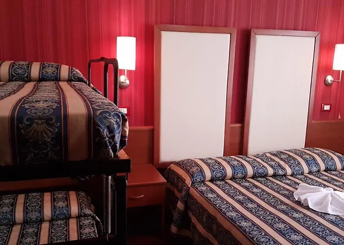 ホテル Promenade Universale チェゼナーティコ