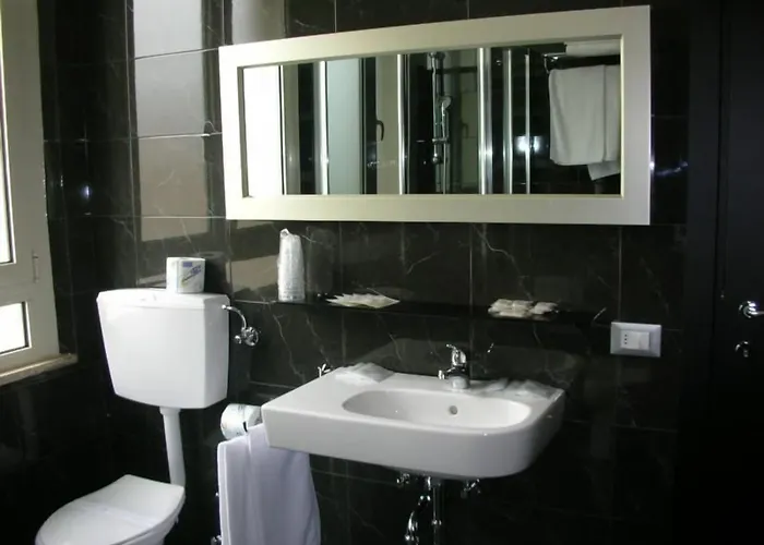 Promenade Universale 3* チェゼナーティコ