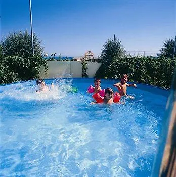 Promenade Universale Hotell