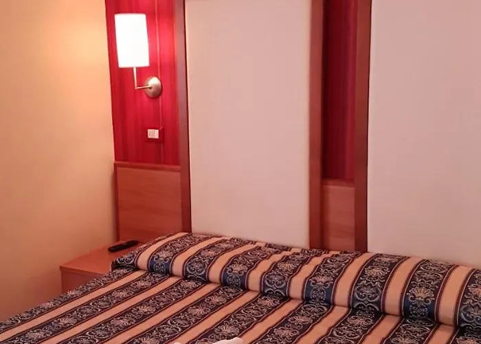 Promenade Universale Hotell