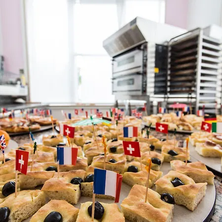 Promenade Universale צ'סנטיקו