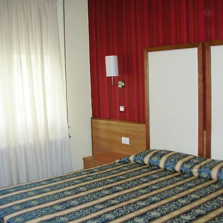 Hotel Promenade Universale 3*