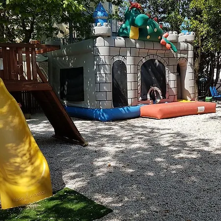 Hotel Promenade Universale 3*