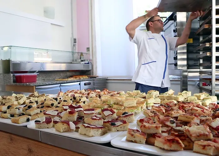 Promenade Universale Ξενοδοχείο 3*