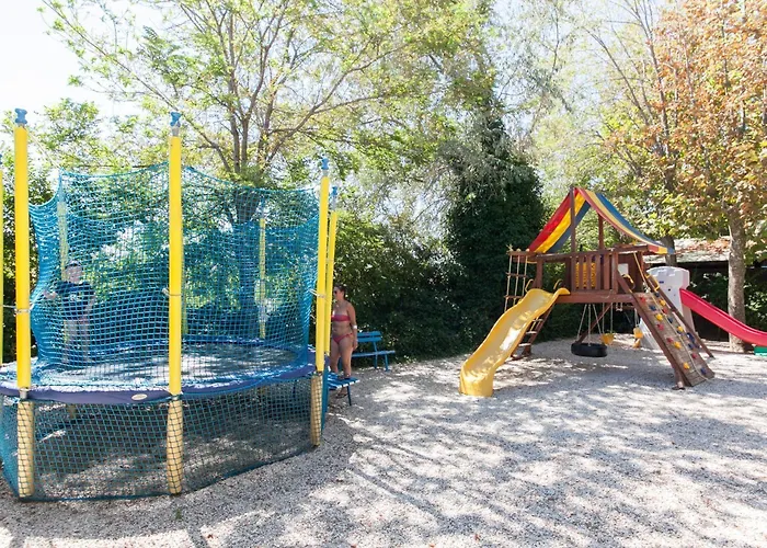 Promenade Universale Ξενοδοχείο 3*