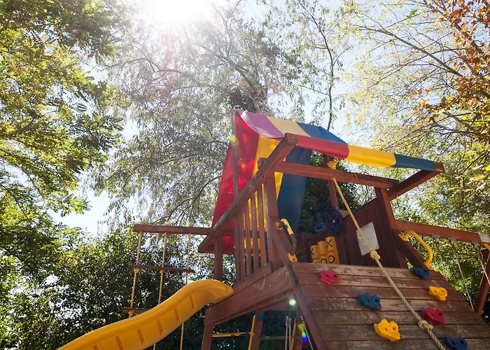 Promenade Universale 3*