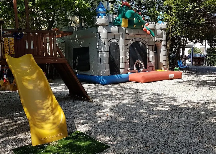 Ξενοδοχείο Promenade Universale 3*